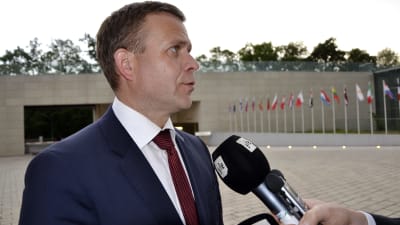 Finansminister Petteri Orpo (Saml) i Luxemburg den 15 juni 2017.