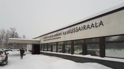 Mellersta Österbottens centralsjukhus i Karleby.