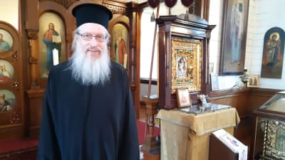 Harry Fagerlund i den ortodoxa kyrkan i Hangö.
