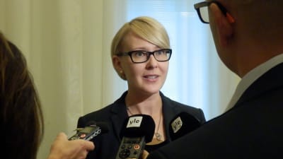 Riksdagens talman Maria Lohela (Sannfinl) i Yle-intervju, hösten 2015