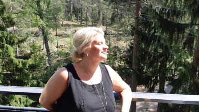 Mela, Mikaela Nyholm på sin balkong. Maj 2019