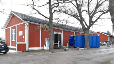 Ekenäs naturum fanns i en röd byggnad i Stallörsparken i Ekenäs.