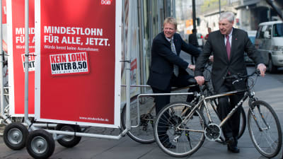 Michael Sommer och Reiner Hoffmann med DGB:s kampanj för minimilön.