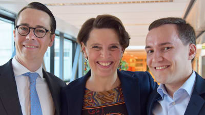 Carl Haglund, Anne Berner och Wille Rydman diskuterade regeringsprogrammet i Morgonöppet 28.5.2015