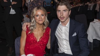 Frida Karlsson och William Poromaa på Idrottsgalan 2020.