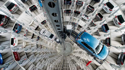 Bild från Volkswagens fabrik i Tyskland. 