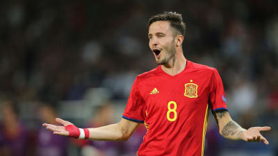 Saul Niguez i Spaniens U21-landslag firar ett mål.