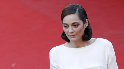 Marion Cotillard får öva på sina "thous" inför Macbeth.