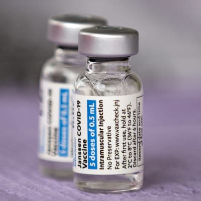 Två doser av vaccinet Johnson & Johnson av Janssen.