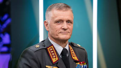 Försvarsmaktens kommendör Timo Kivinen.