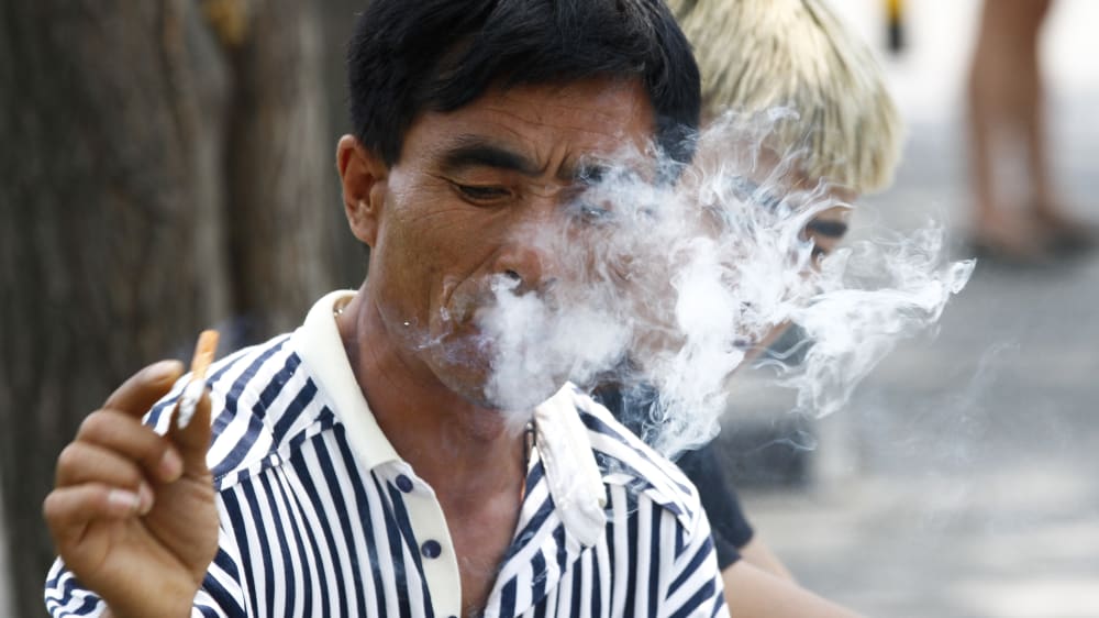 Förbud skakar om rökarnas förlovade land – Utrikes – 