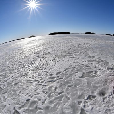 Pyhaselkä, Joensuu, mars 2015.