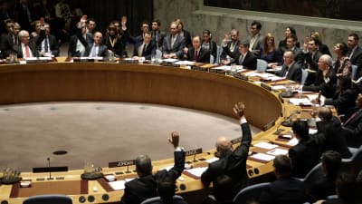 FN:s säkerhetsråd röstar om resolutionen för att sanktionera handel med IS.