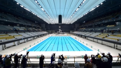 Bassängen i den nya simstadion under ett presstillfälle den 21 november. 