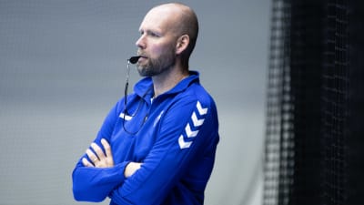 Tränaren Teddy Nordling under en landslagsträning.
