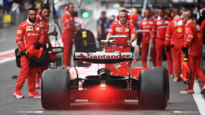 Kimi Räikkönen på depån, Spa 2017.