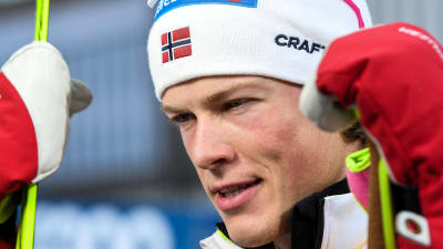 Johannes Hösflot Kläbo intervjuas.