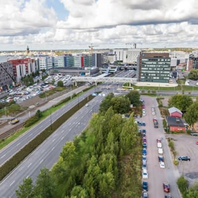 Tiedepuiston kantta suunnitellaan Turun Kupittaan ja Itäharjun välille Helsinginkadun yläpuolelle.