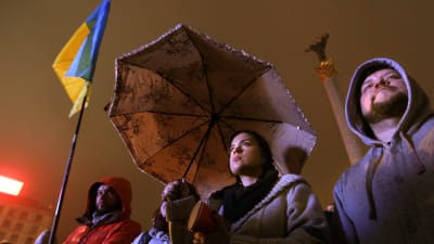Kievbor protesterade mot att avtalsförhandlingarna med EU avbröts