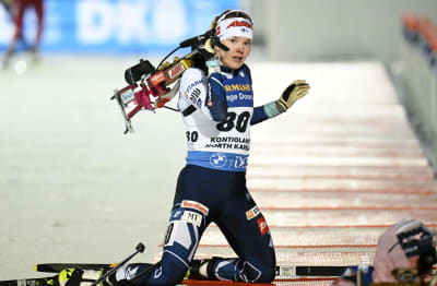 Venla Lehtonen förbereder sig på skjutvallen.