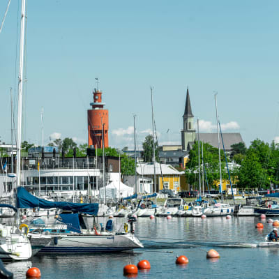 Segelbåtar i Östra hamnen i Hangö