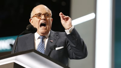 Den förre borgmästaren och allmänna åklagaren Rudy Giuliani kan bli utrikesminister om han vill det enligt nyhetsbyrån AP