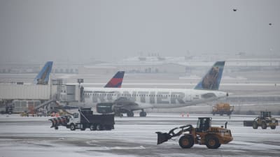 Snöoväder på flygplats i Tennessee