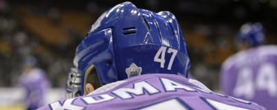 Leo Komarov spelar för Toronto.