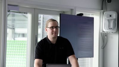 Mikko Latvala har skrivit en gradu om integration genom fotboll