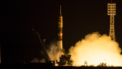 Rymdfarkosten Soyuz TMA 17M sköts upp från Kazakstan 23.7.2015.