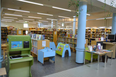 Barnavdelningen på Grankulla bibliotek