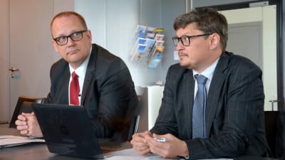 Vasas stadsdirektör Tomas Häyry och Korsholms kommundirektör Rurik Ahlberg. Bilden är ett montage.