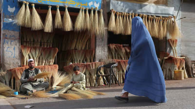 Burkor är numera vanliga i Afghanistan och Pakistan men en sällsynt syn i Marocko