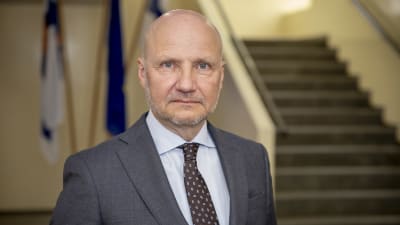 Jari Gustafsson on työ- ja elinkeinoministeriön kansliapäällikkö keväästä 2017 lähtien.