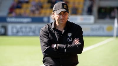 Alexej Eremenkos SJK åkte på en hemmaförlust mot FC Honka.
