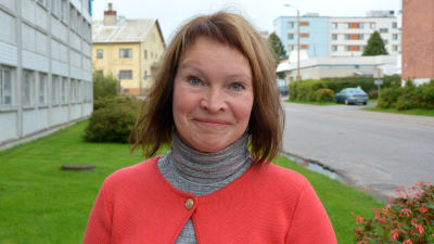 Annika Lassus.