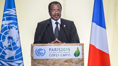 Kameruns president Paul Biya på klimatkonferensen i Paris 2015.