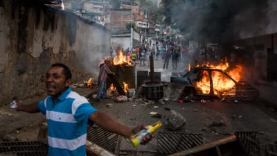 Protester i Venezuelas huvudstad Caracas efter ett mindre kuppförsök i januari 2019