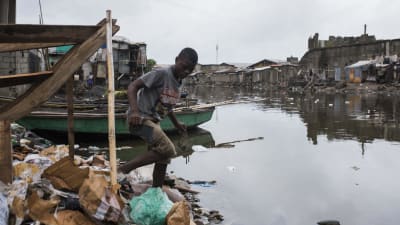 Irma har fört med sig störtregn och översvämningar i Haiti.