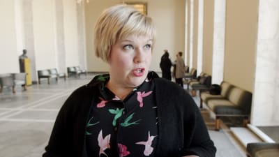 Annika Saarikko, social- och hälsovårdsminister.