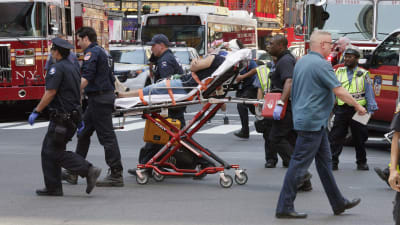 Bil körde in i folkmassa på Times Square i New York den 18 maj 2017.
