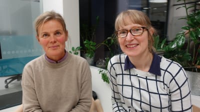 Elisabeth Eriksson och Cecilia Nyman från Marthaförbundet.