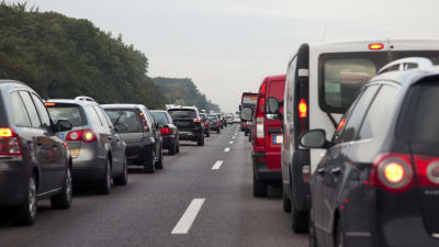 Trafikstockning på tysk motorväg.
