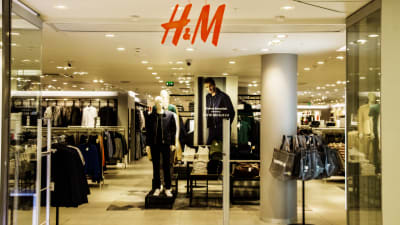 H&M klädaffär