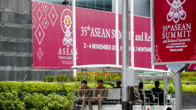 De tio Asean-länderna håller sitt årliga toppmöte i Bangkok