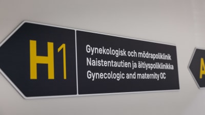 Skylt som visar riktning mot gynekolog