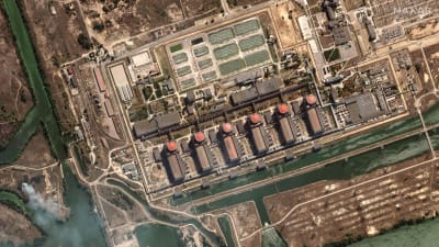 Satellitbild som släpptes den 29 augusti 2022 visar kärnkraftverket Zaporizjzja i Enerhodar.  