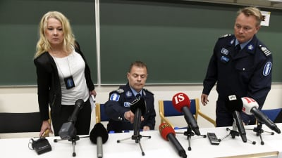 Centralkriminalpolisens presskonferens i Åbo.
