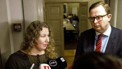 Heidi Nieminen och Tuomas Aarto intervjuas. 
