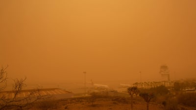Flygplatsen Sofia under sandstormen på  Teneriffa 23.2.2020